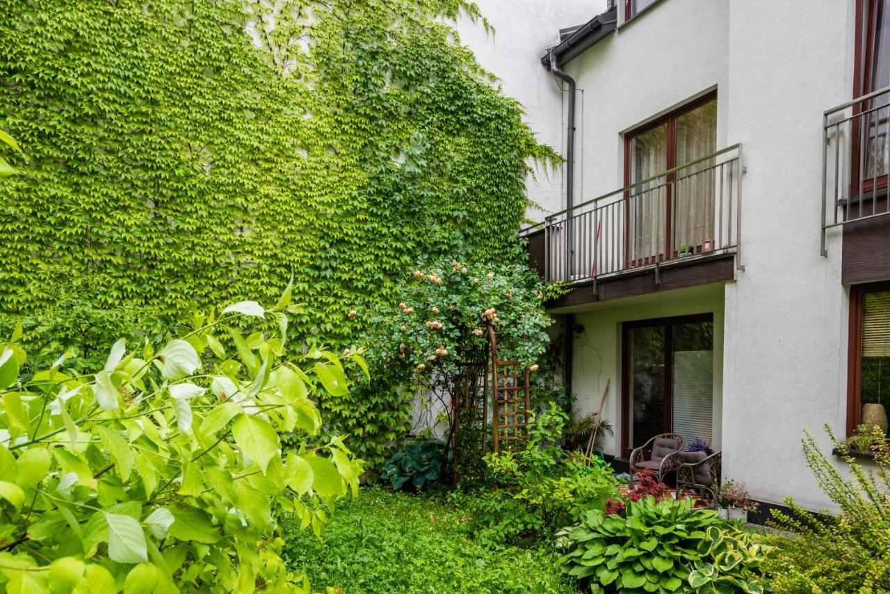 Green Garden Podgorze Apartment Wawelofts Cracovia Exterior foto